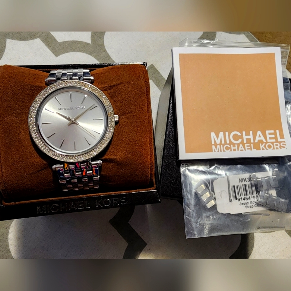 MK watch